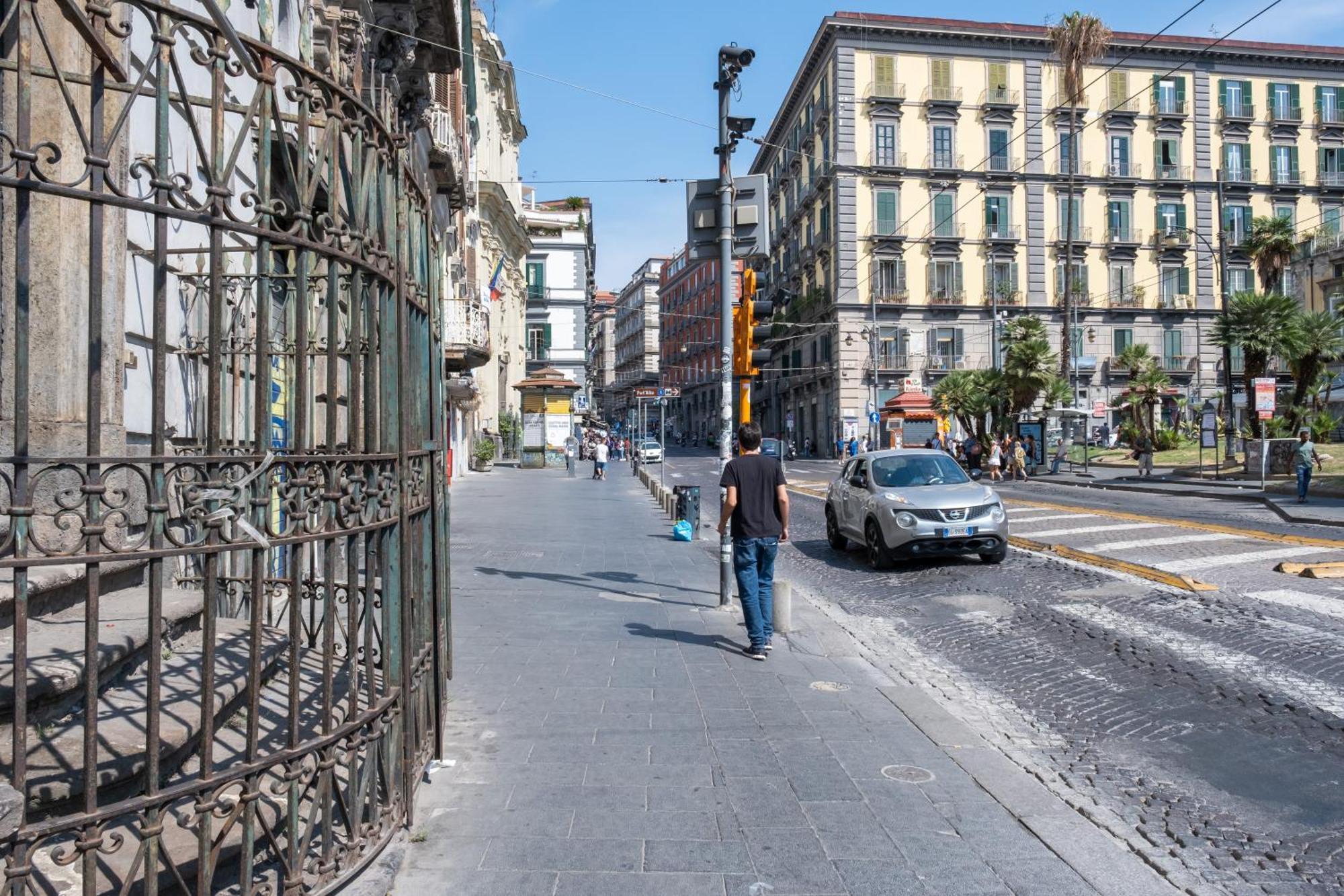 Colibri A Piazza Dante Apartment Napoli Exterior foto