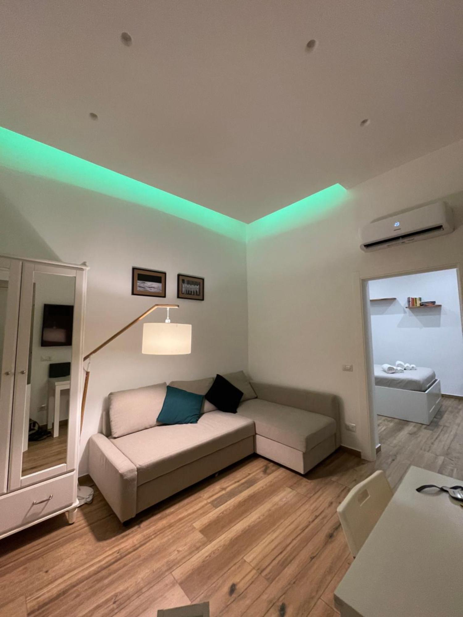 Colibri A Piazza Dante Apartment Napoli Exterior foto